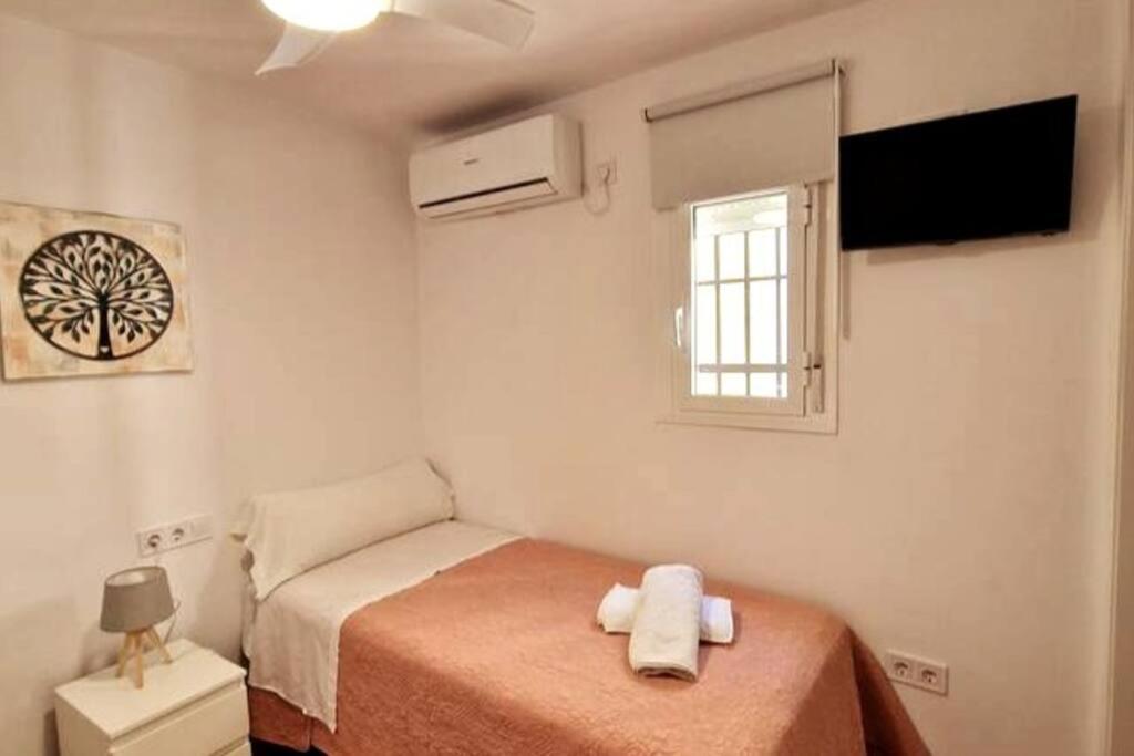 Moderno Apartamento Sevilla Zona Nervion. Wifi/Ac ภายนอก รูปภาพ