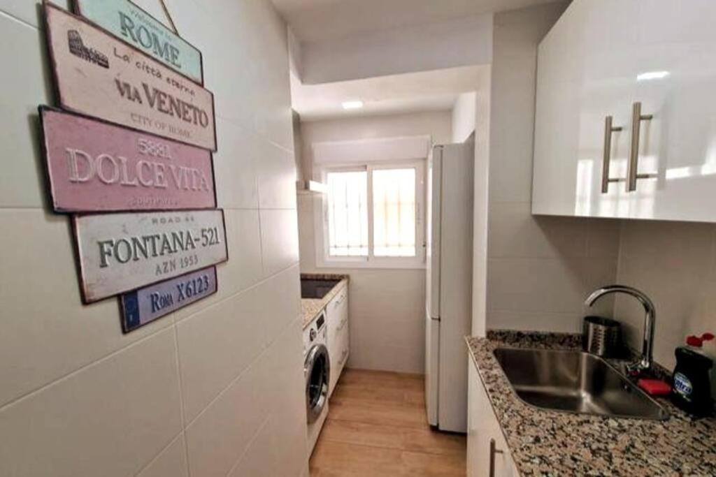 Moderno Apartamento Sevilla Zona Nervion. Wifi/Ac ภายนอก รูปภาพ